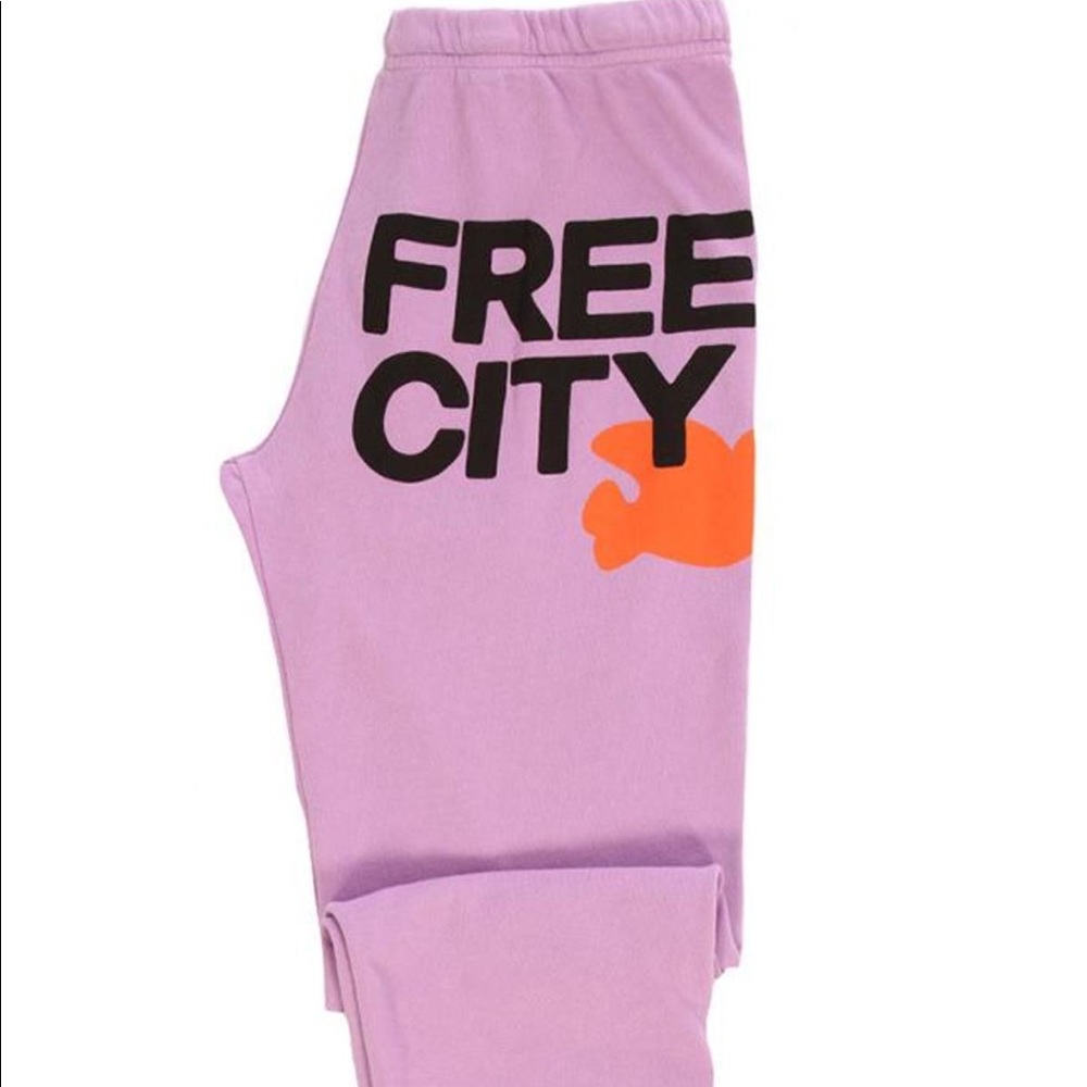 FREECITY Sweats